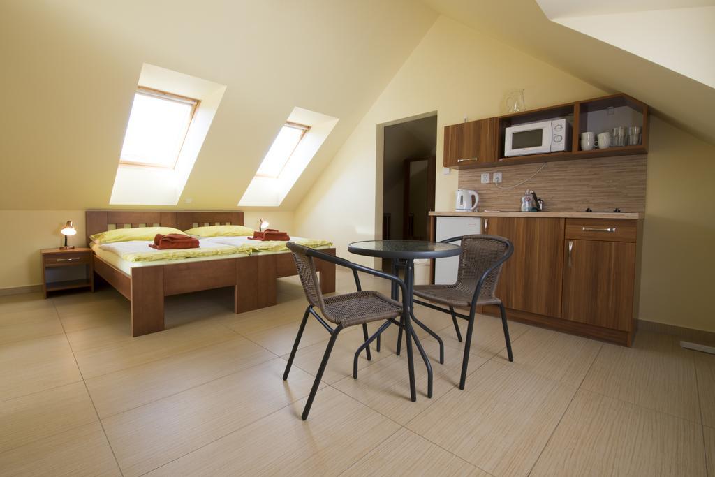 Penzion Admiral Třeboň Chambre photo