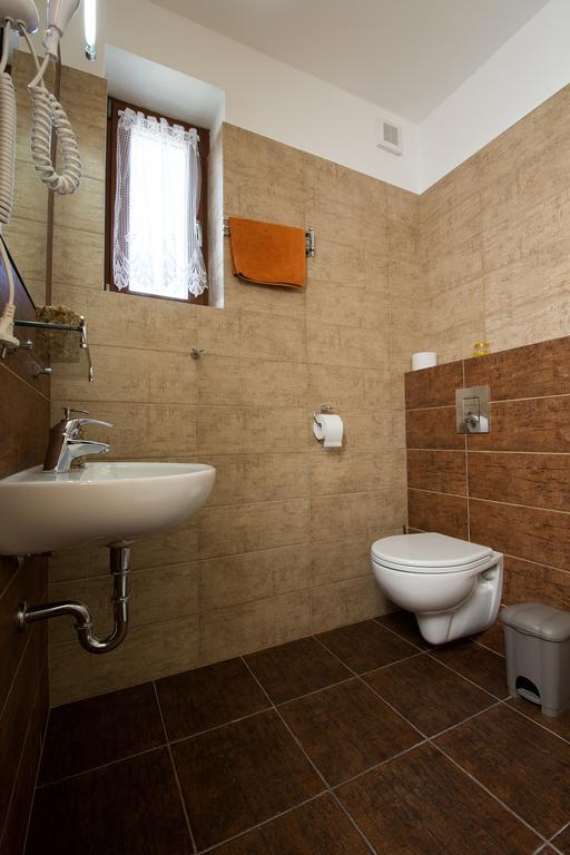 Penzion Admiral Třeboň Extérieur photo
